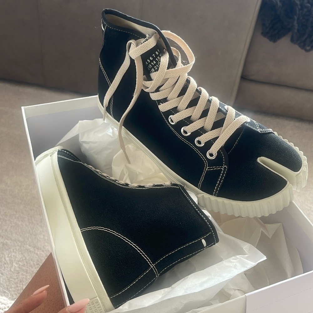 Margiela Tabi Sneakers High Top Womens Size 40